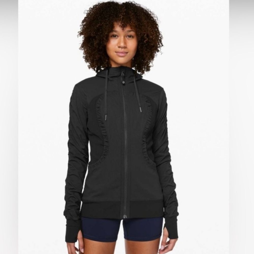 Lululemon Dance Studio Jacket III Black / Heathered Black Reversible 10 W4AS9S